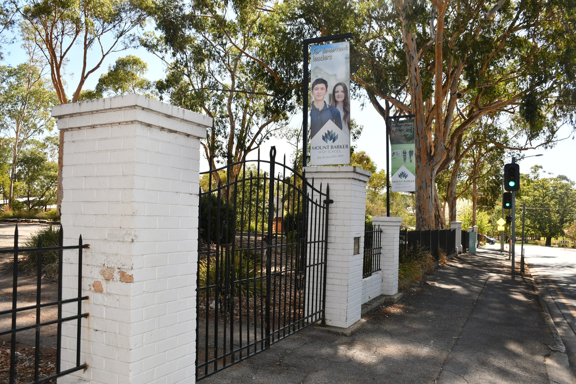 Heritage gates to move for $40m roundabout upgrade