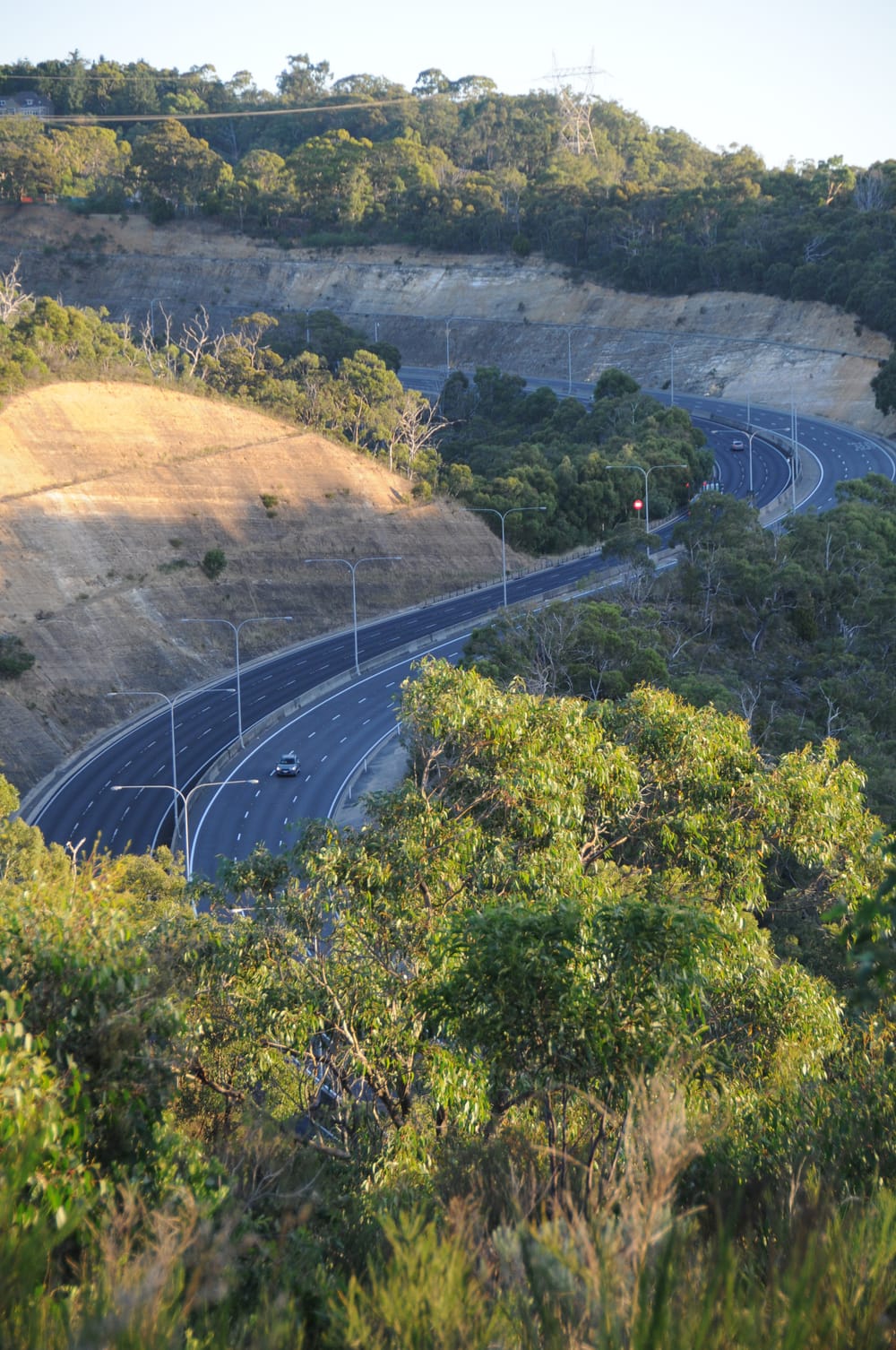 Minister seeks freeway safety solution post image