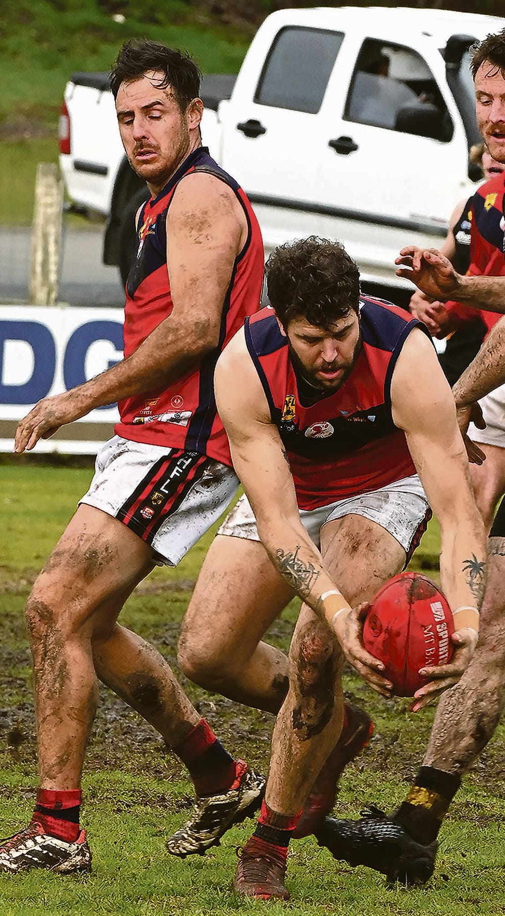 Echunga opt for footy drop post image