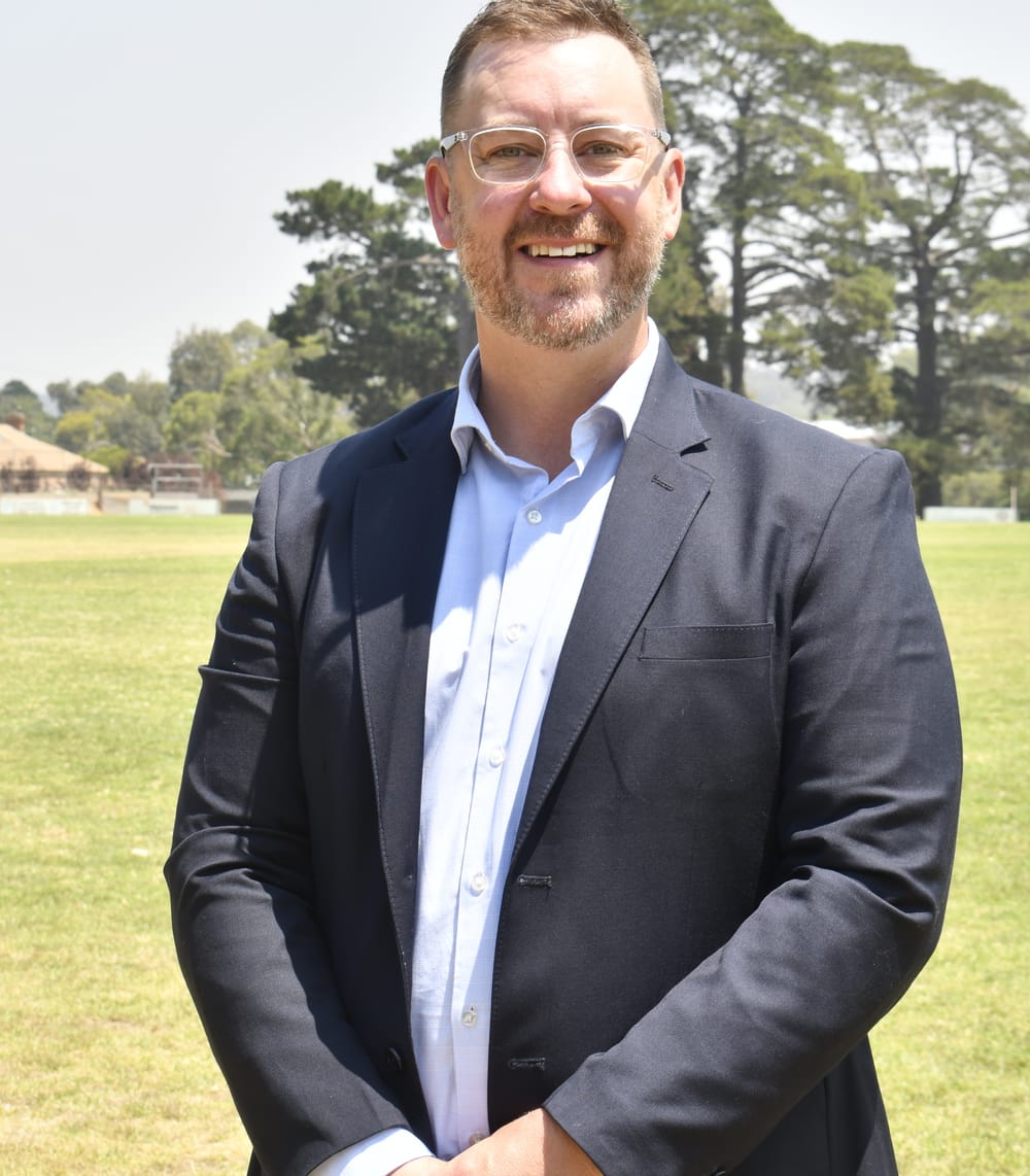 Footy president throws hat in the ring for Kavel post image