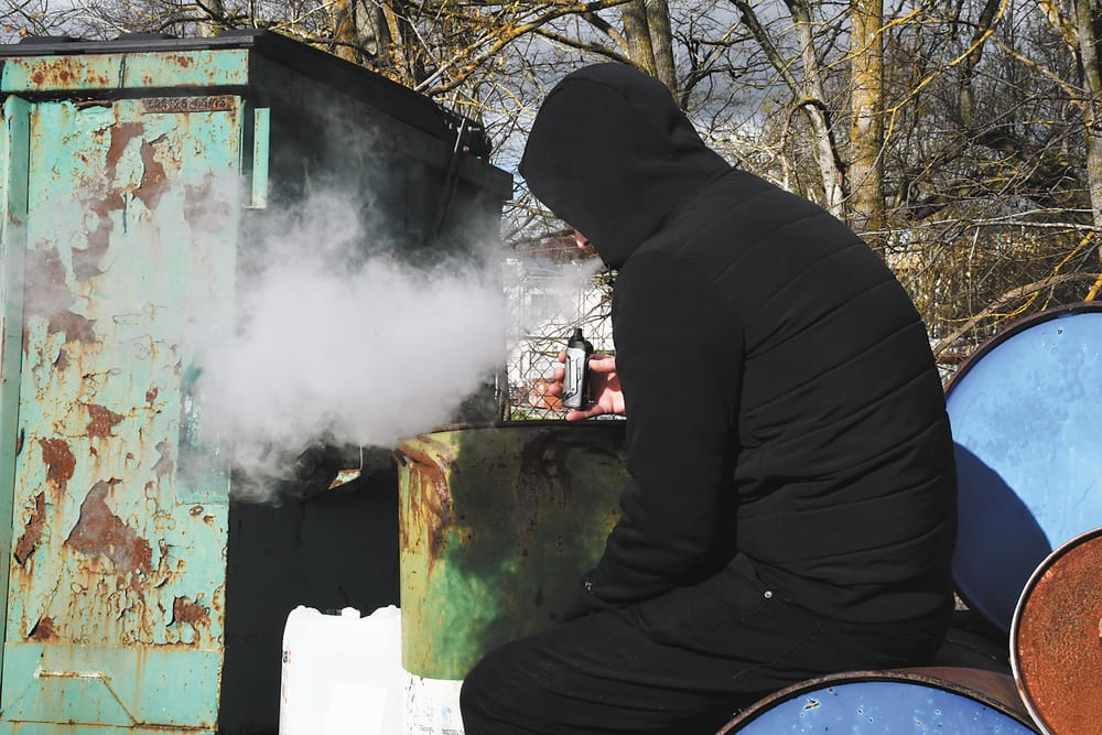 Schools move to stifle vape trend post image