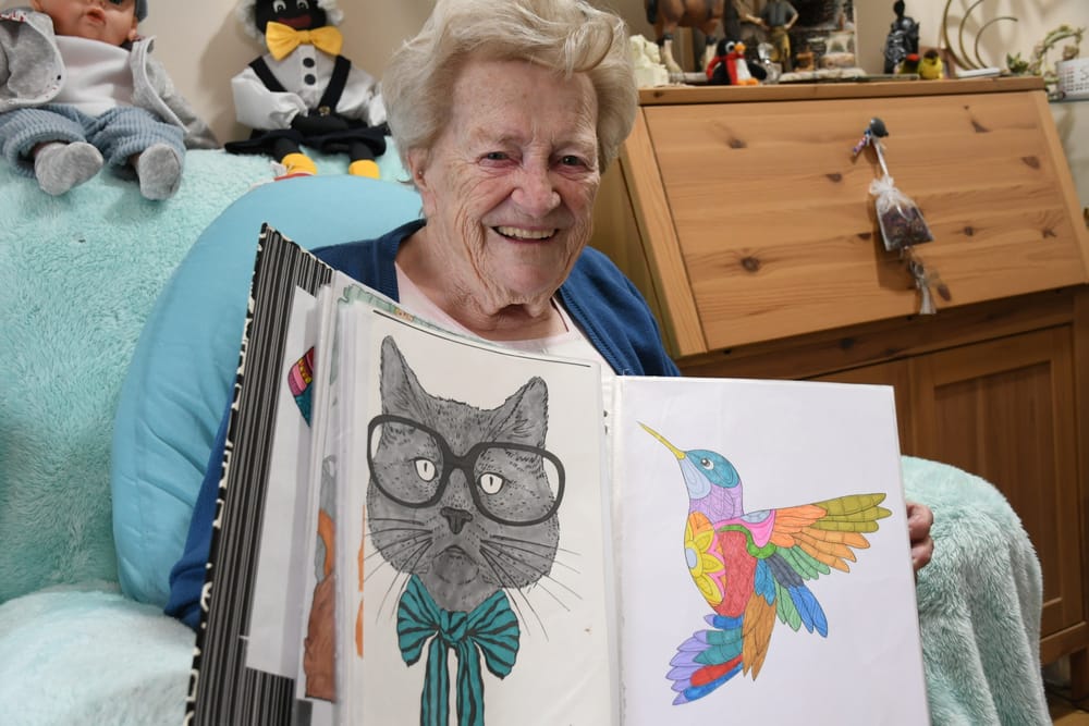 Sheila adds a splash of color post image