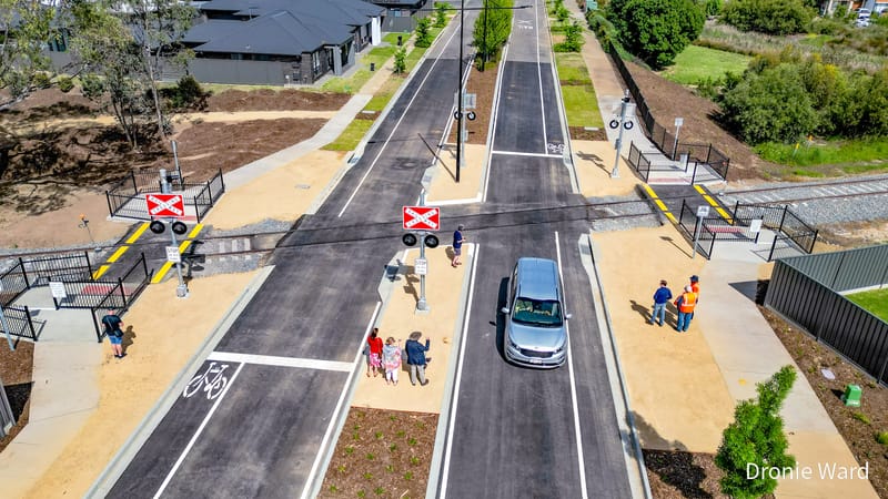Housing estates finally connected after crossing completed post image